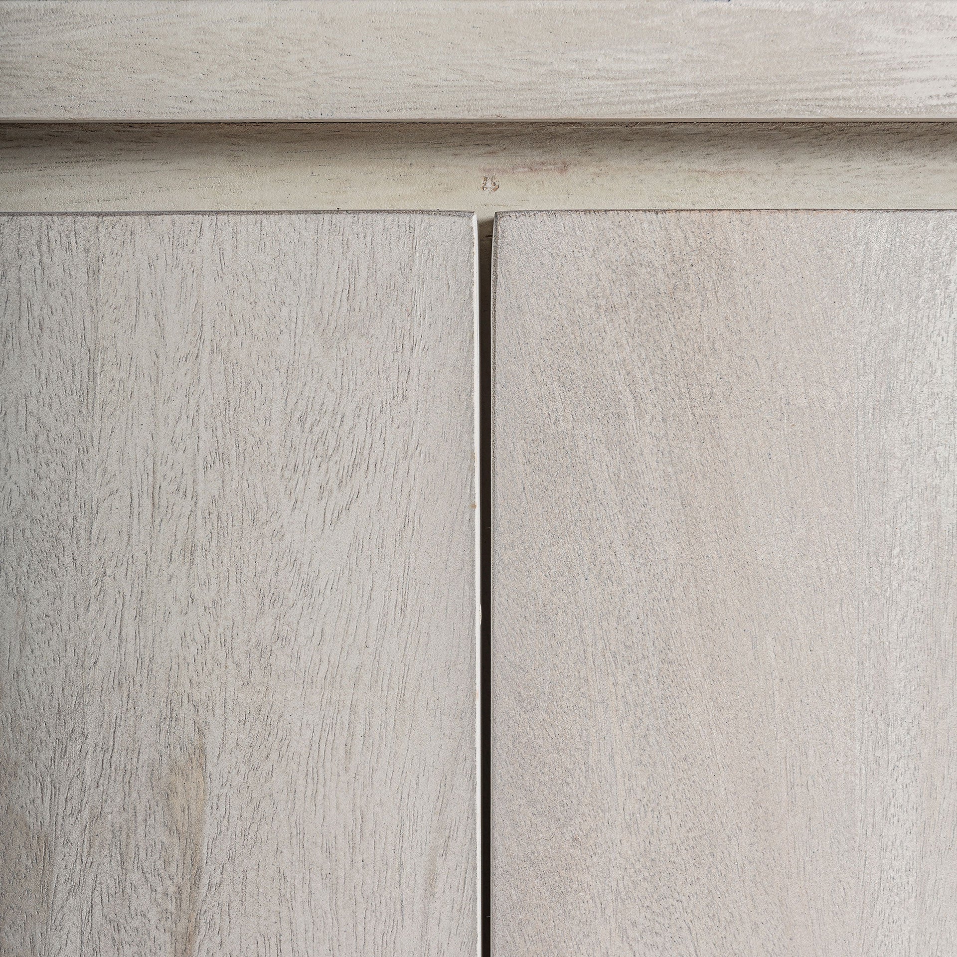 USSEL SIDEBOARD